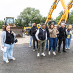 Entreprise Pascault à Descartes - inauguration de la nouvelle grue