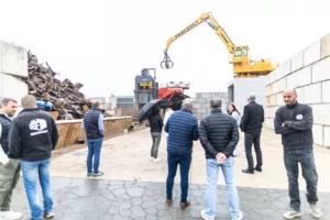 Entreprise Pascault à Descartes - inauguration de la nouvelle grue