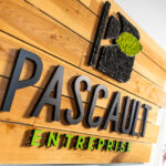 Entreprise Pascault à Descartes - inauguration de la nouvelle grue