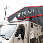 Entreprise Pascault à Descartes - inauguration de la nouvelle grue