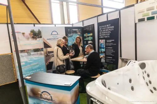 Stand Ambition Piscine au salon de l'habitat 2025 à Châtellerault
